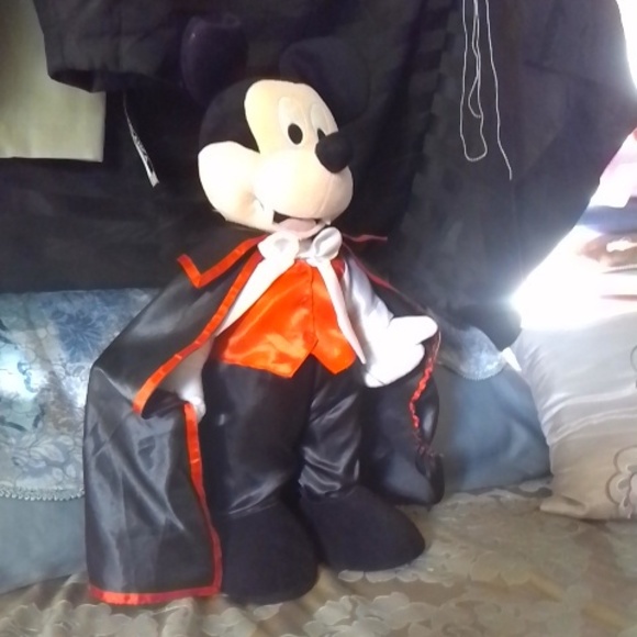Halloween Mickey as Dracula